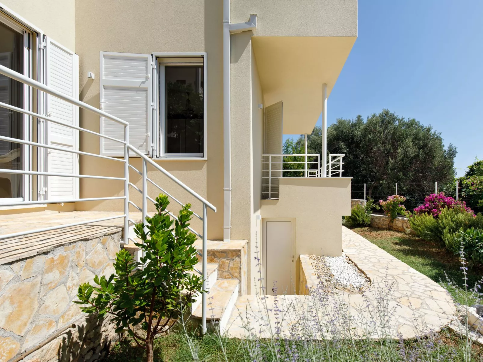 "Villa Anadea" mit Whirlpool-Outside