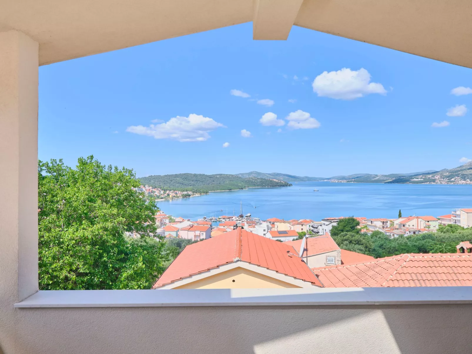 Wohnung Meri 2 in Okrug Gornji-Outside