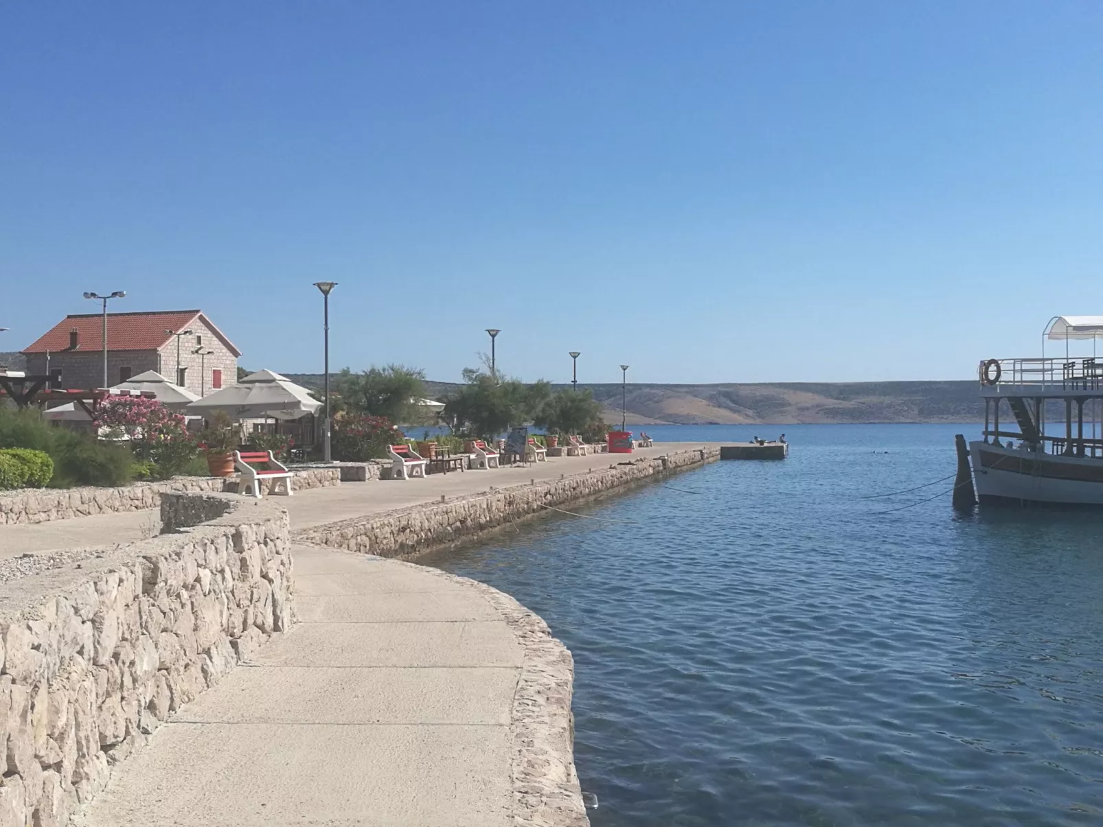 Wohnung in Starigrad mit schönem Meerblick-Dehors