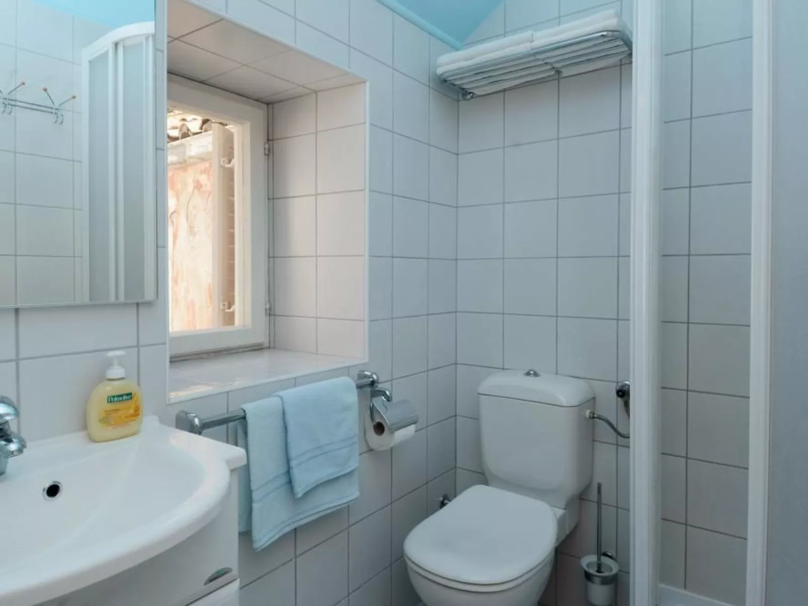 Großes Ferienhaus mit Terrasse und Garten-Inside