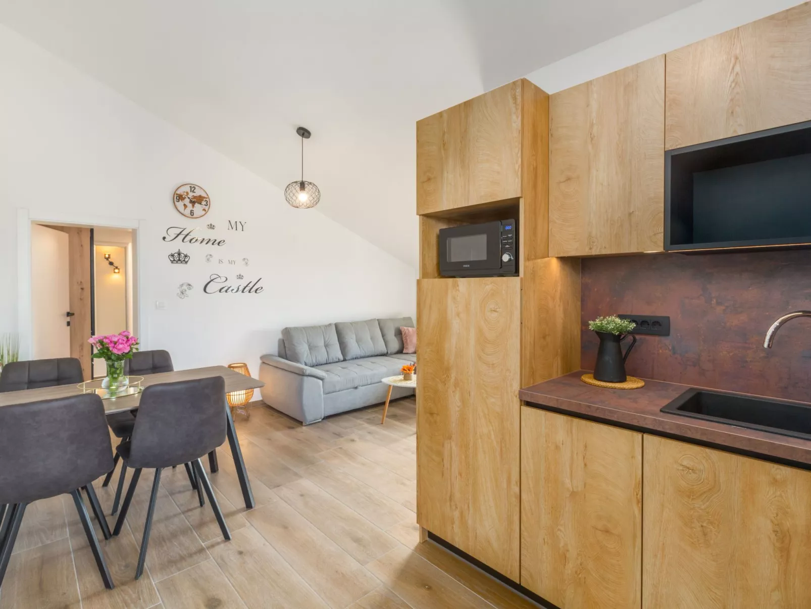 Residence Radovan 5-Drinnen