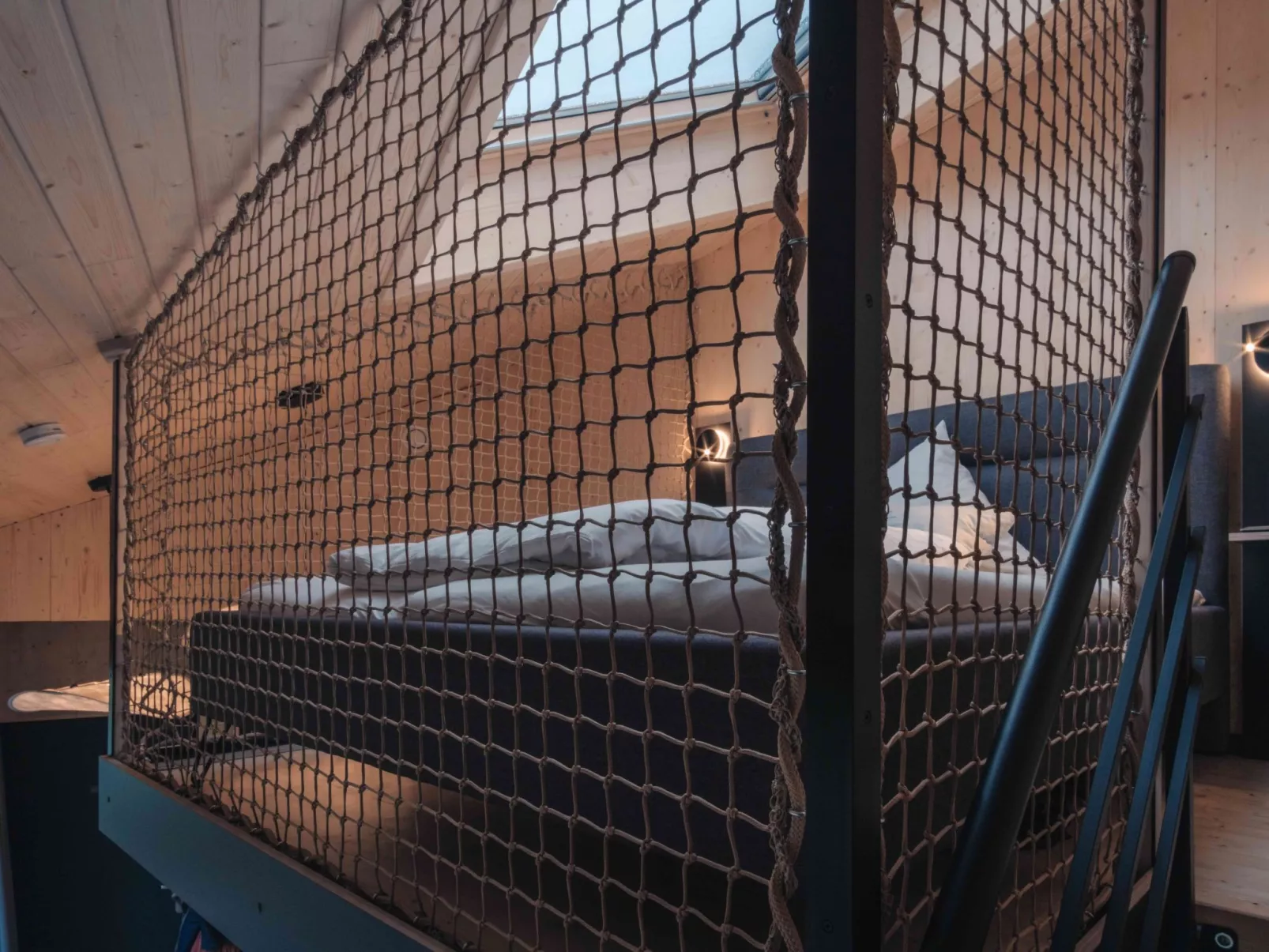 (B) Cabin Stars-Inside