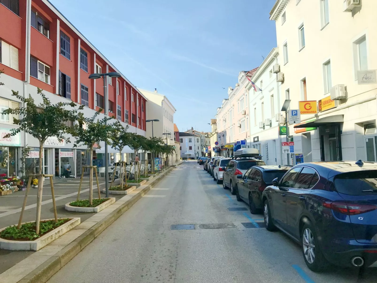 Geräumige Unterkunft in Punta Umag in Strandnähe. - Dehors