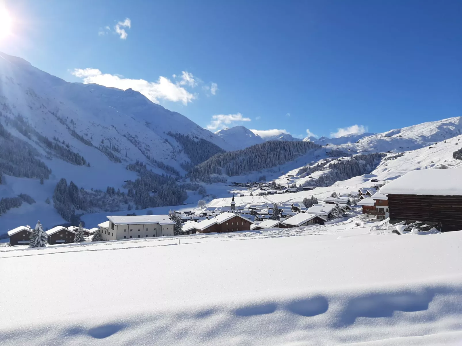 Maisonette-Wohnung in Rueras bei Sedrun-Environnement