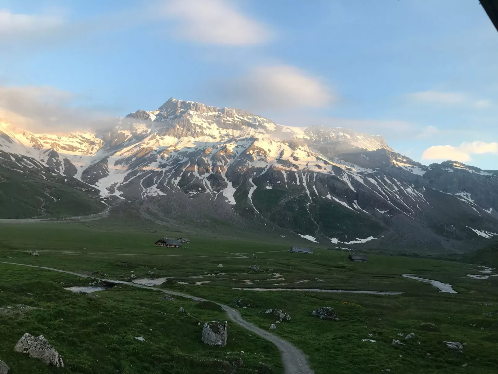 Sennhütte - Draußen