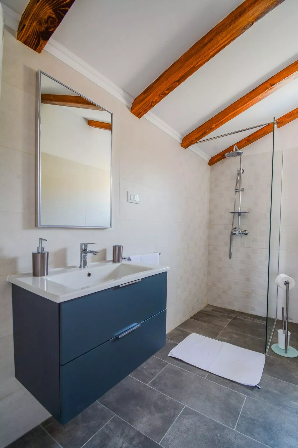 Villa mit beheiztem Pool mit Meerblick - TA Leut Agency-Inside