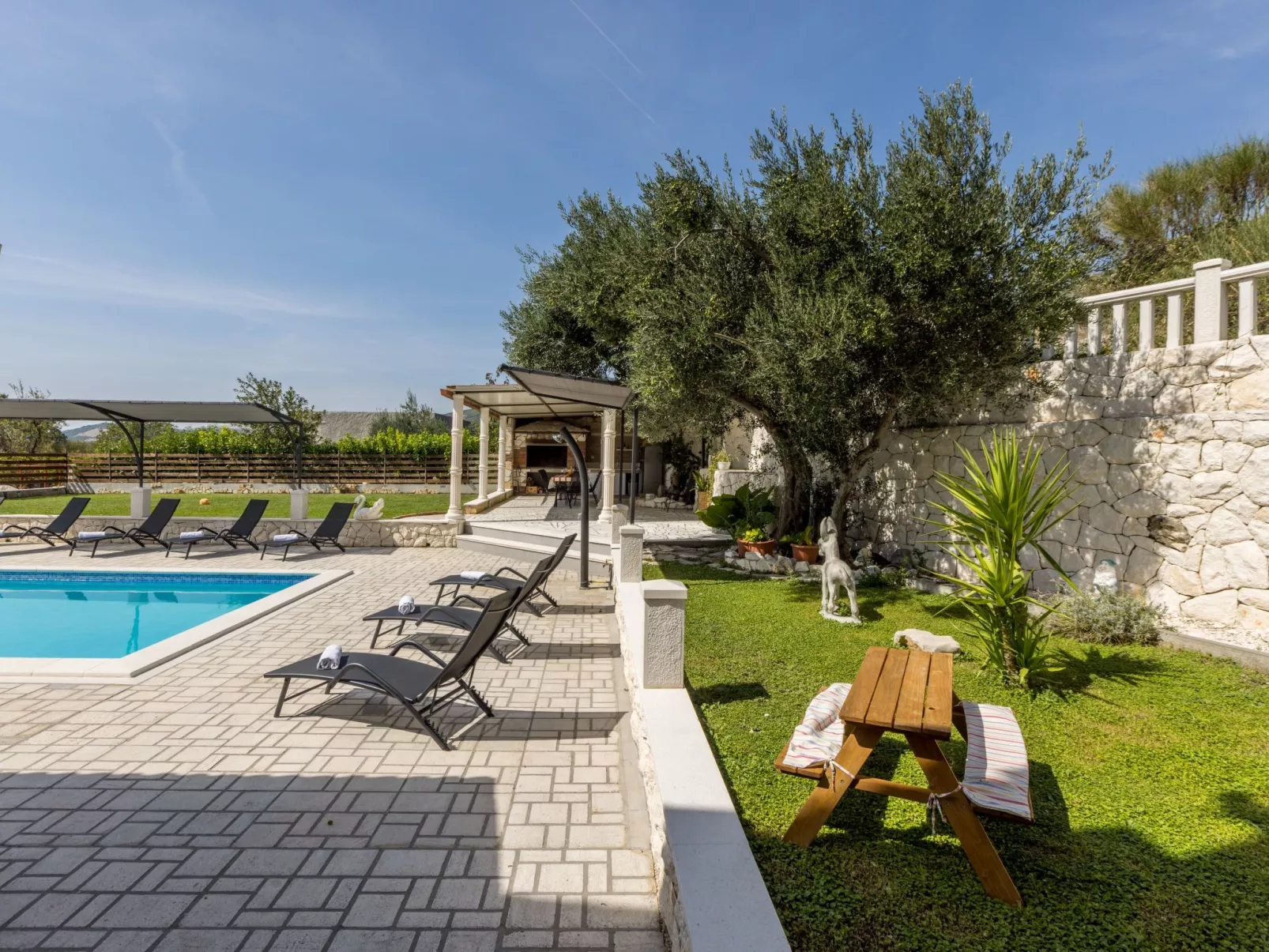 Villa Stari Hill-Draußen