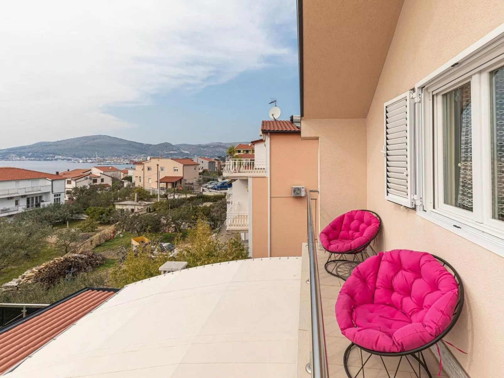 Villa Urban in Trogir mit privatem beheiztem Pool-Dehors