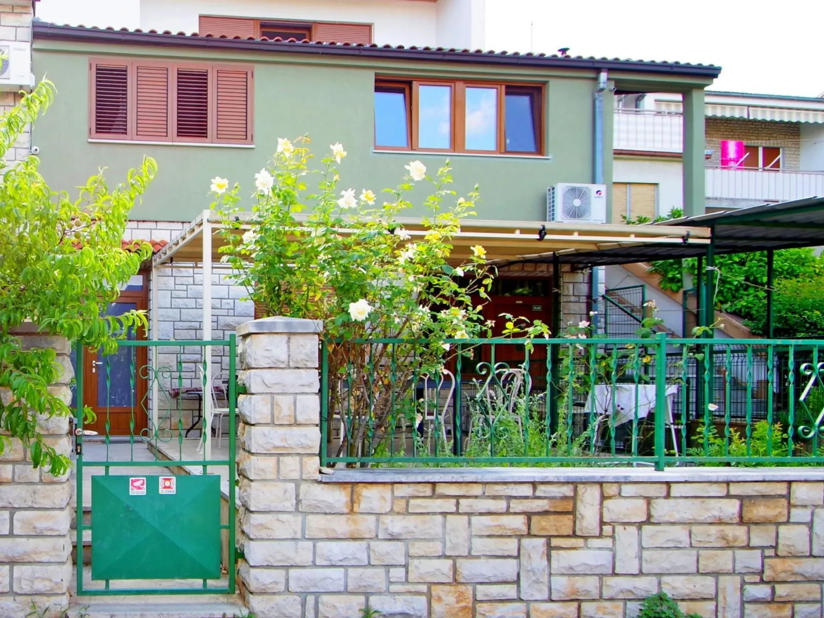 Studio für 10 Personen in Pula, Istrien (Istrische Riviera)-Dehors