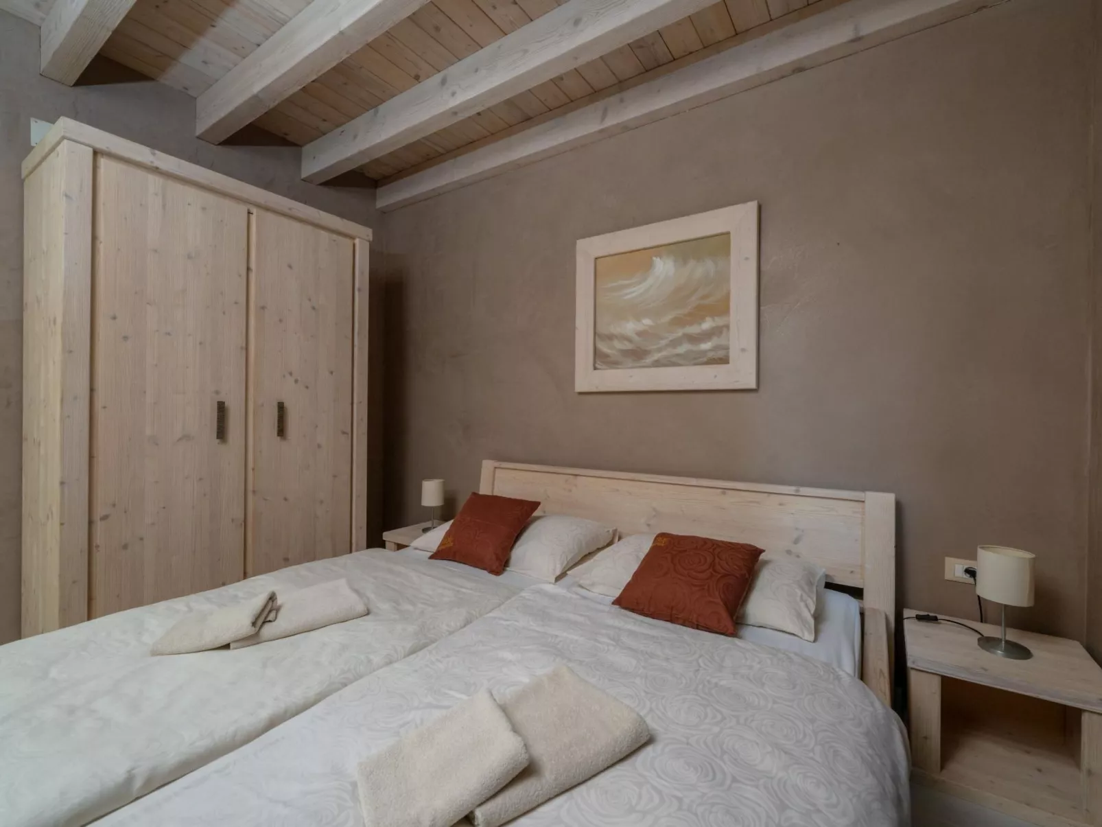 8-Schlafzimmer-Villa Bianca mit Pool, Sauna, Billard-Dedans