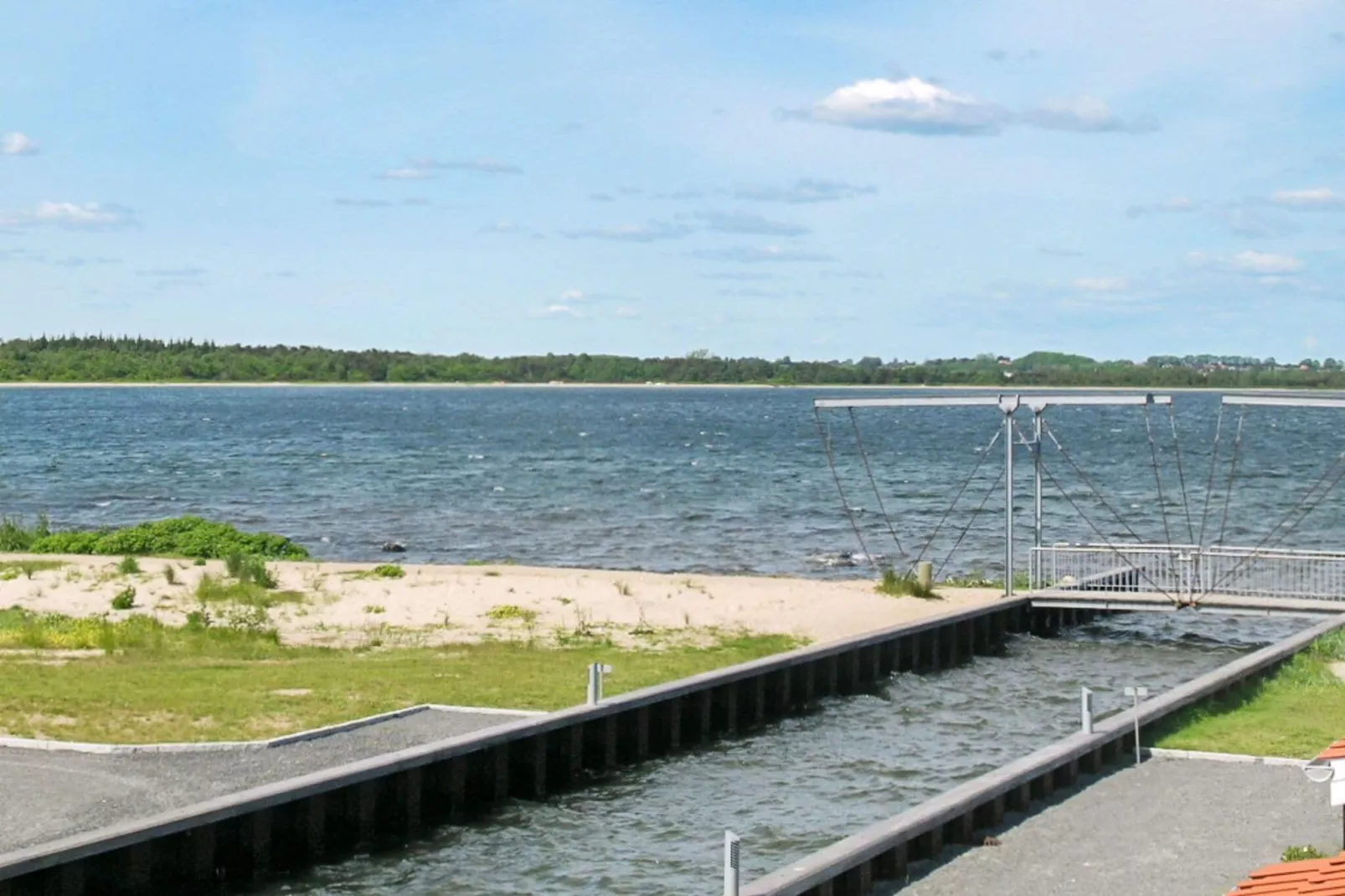 Spa Retreat by the Canal - By Traum Ferienwohnungen-Water view
