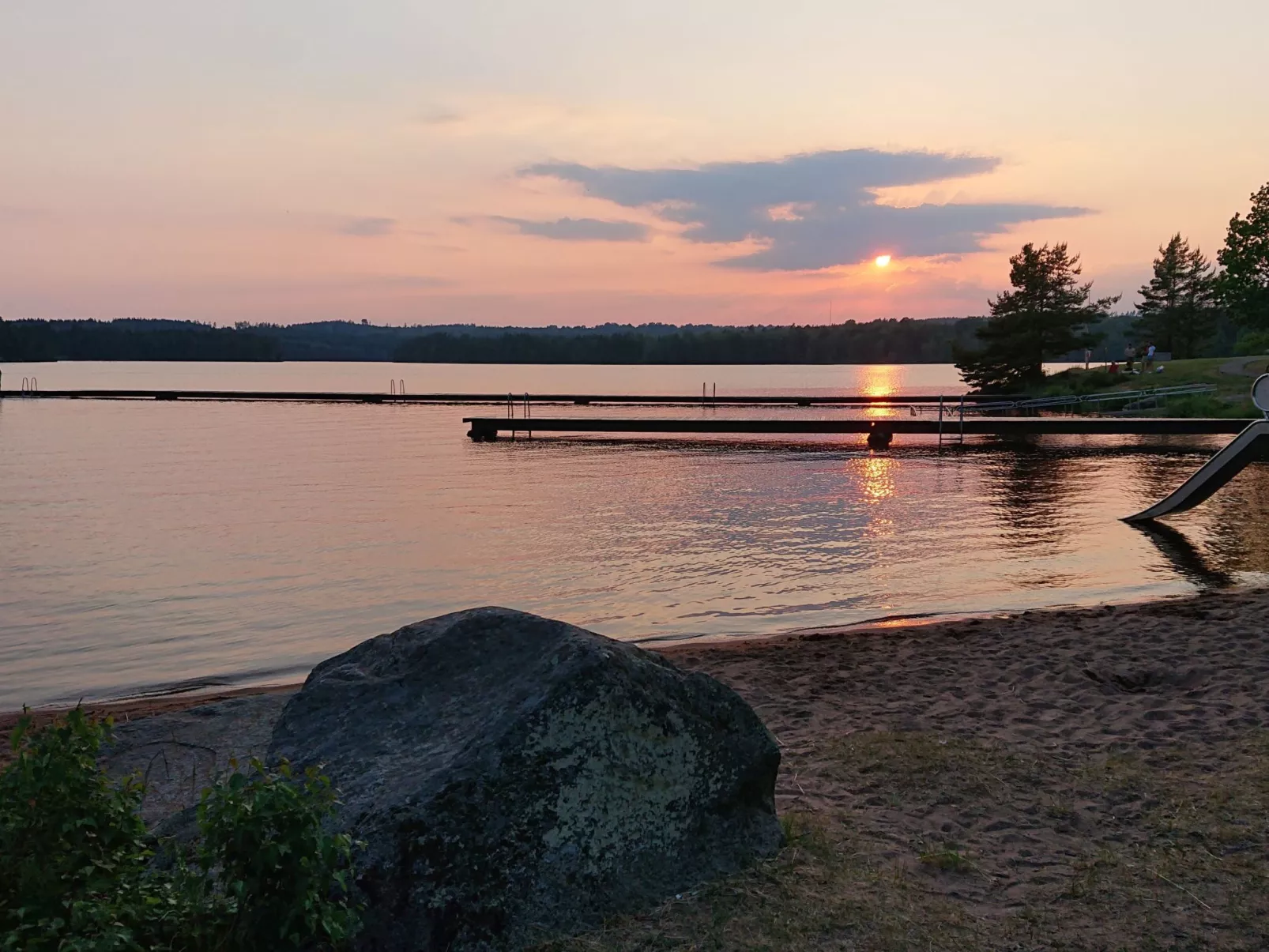 Familienfreundliches Ferienhaus mit großem Garten-Dehors
