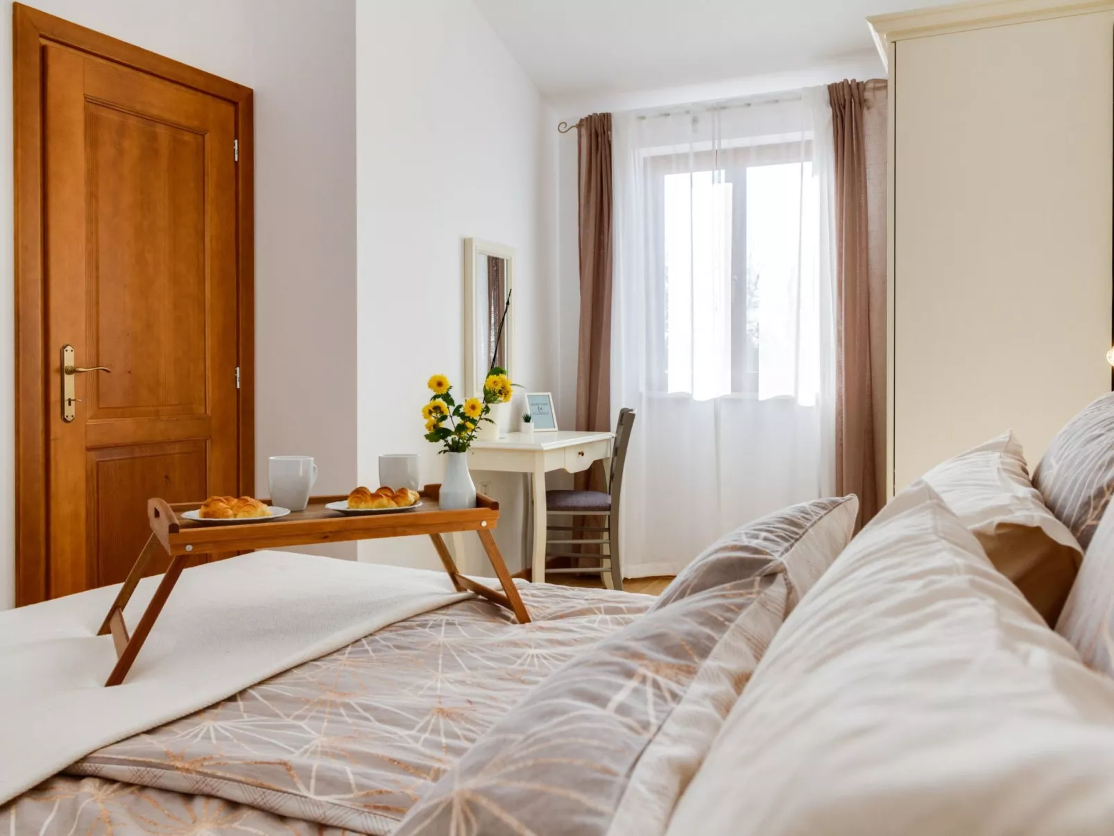 "Villa Nima" mit privatem Pool-Dedans