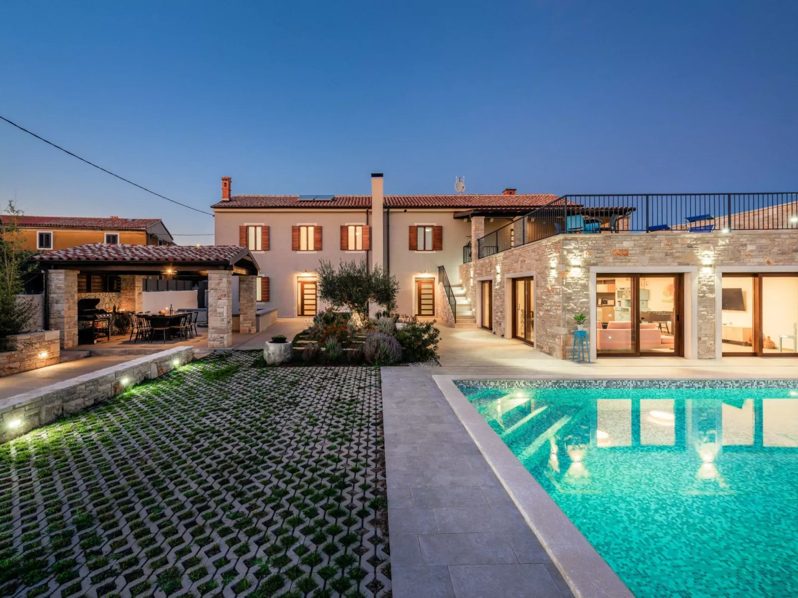 Villa Valtura-Image-tags.info