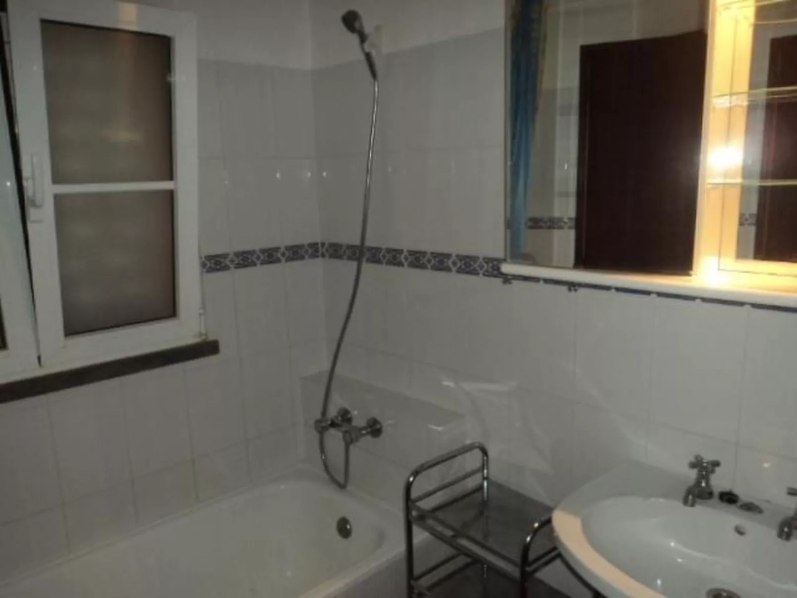 Mit Balkon, Terrasse und Außenpool-Image-tags.info