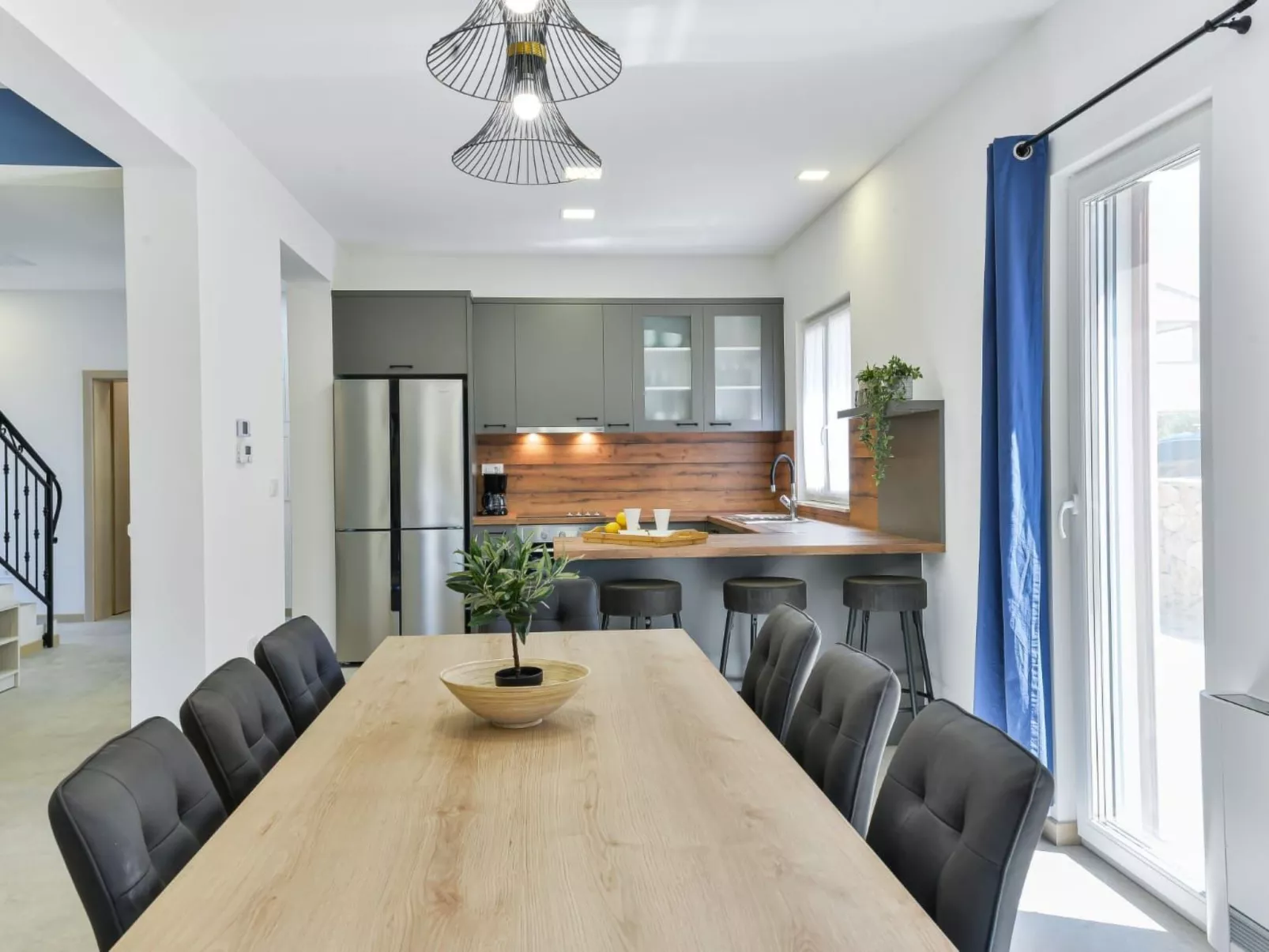 Villa Vid 03 mit beheiztem Pool -TA Leut Agency-Dedans