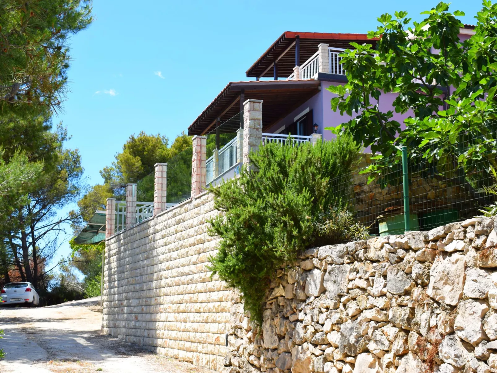 Seaside Villa Lara mit beheiztem Swimmingpool-Dehors