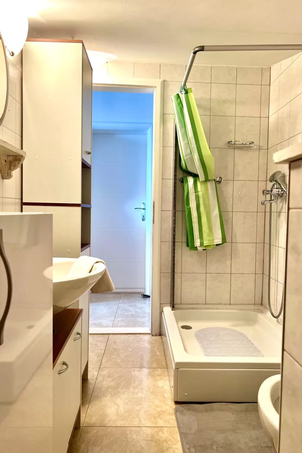 Mit Balkon und herrlichem Meerblick-Inside