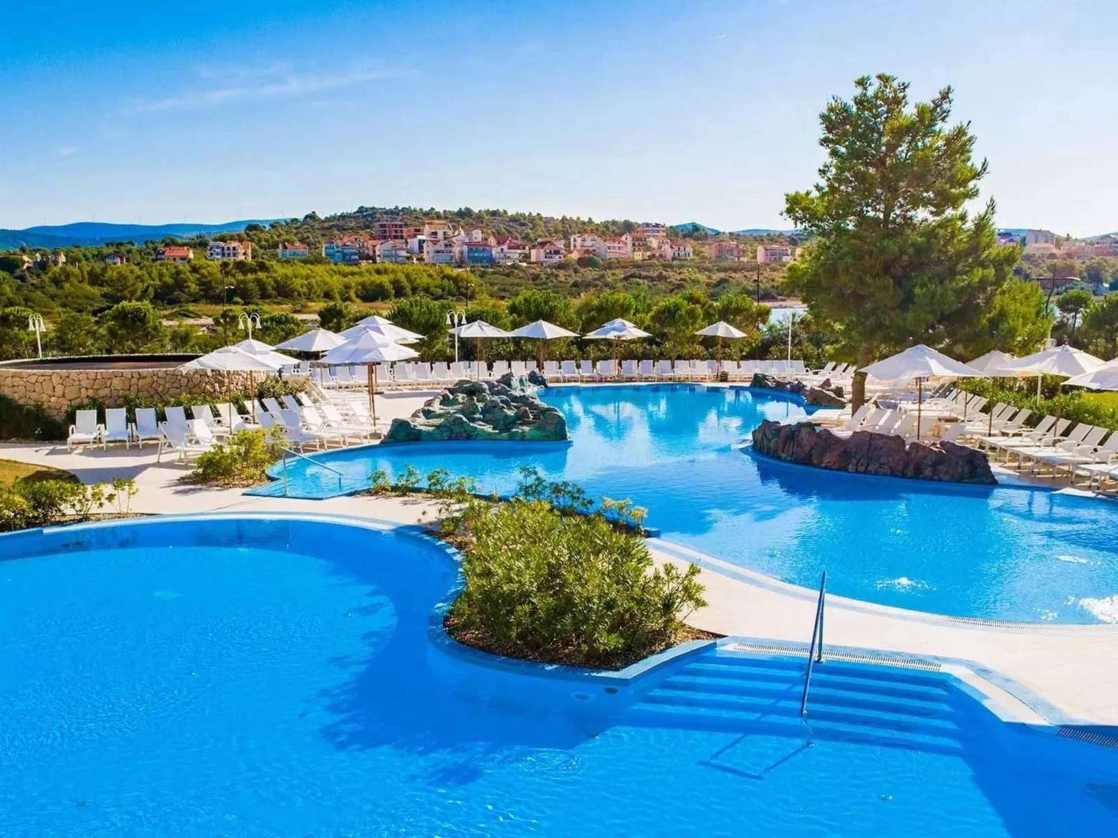 Appartement mit Balkon-Outside