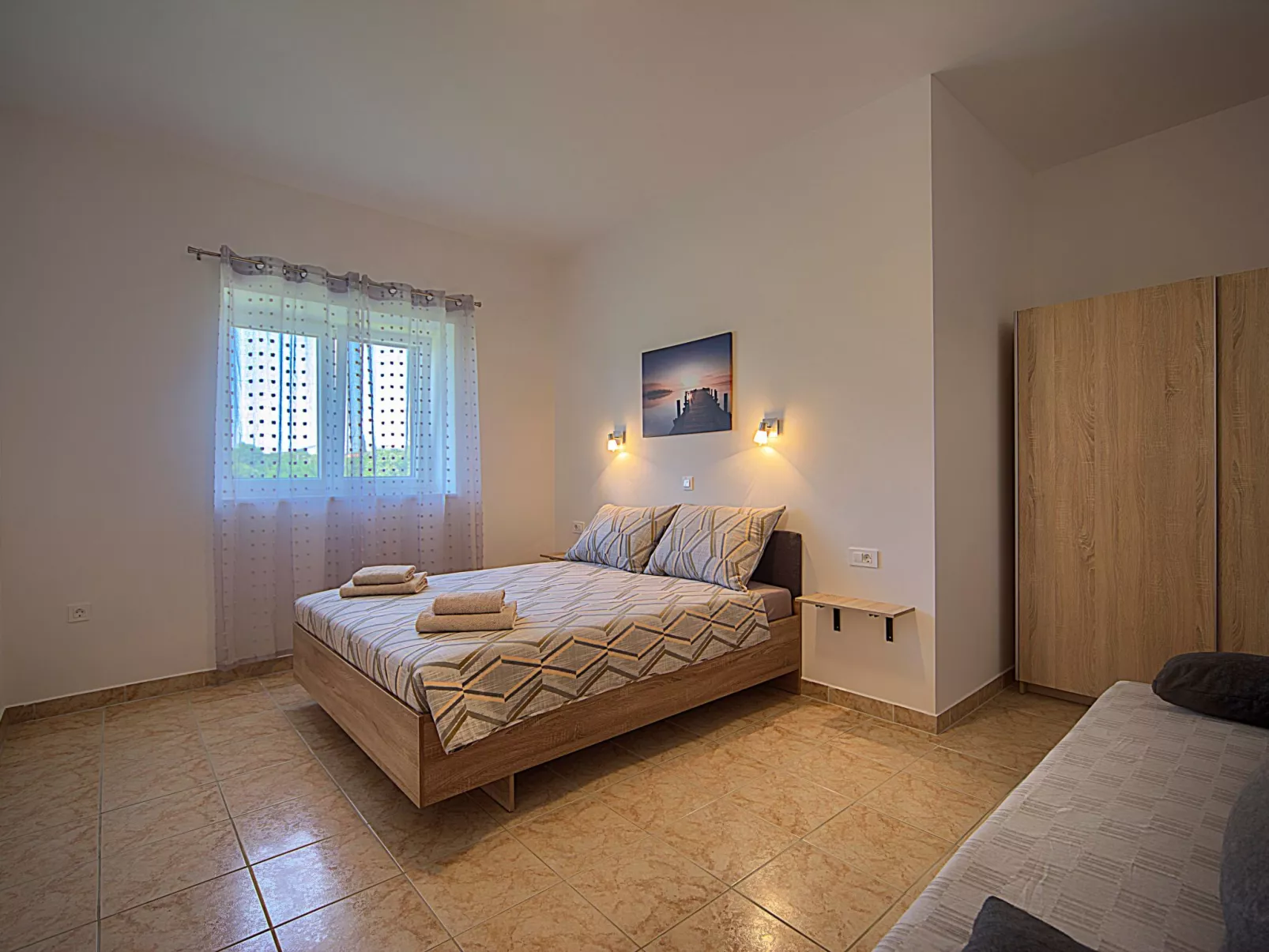 Villa mit Garten, Grill und Terrasse-Dedans