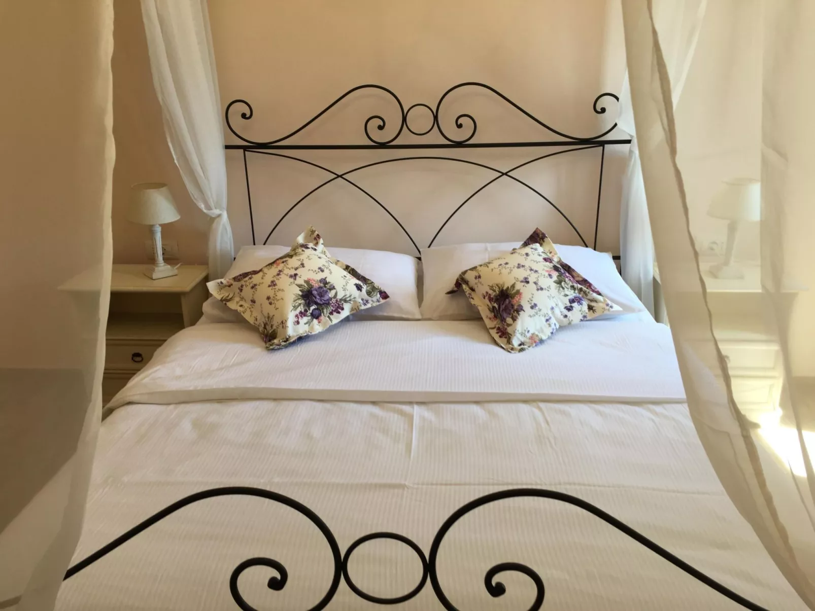 Gemütliche Wohnung in Stoja mit Möbliertem Balkon-Dedans