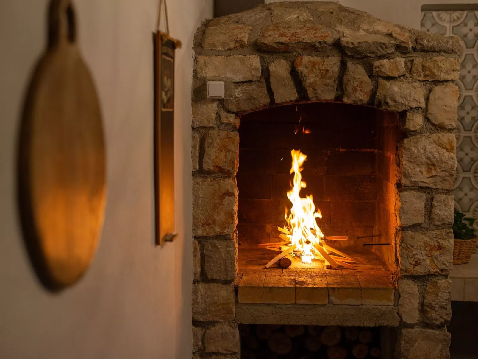 Steinvilla Margaret mit Pool und besonderem Flair-Inside