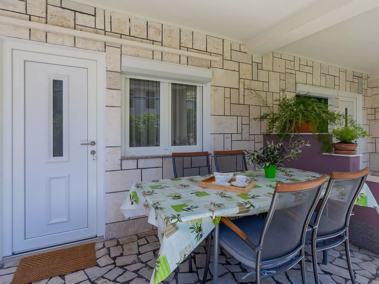 "Appartement Perka No.1"-Draußen