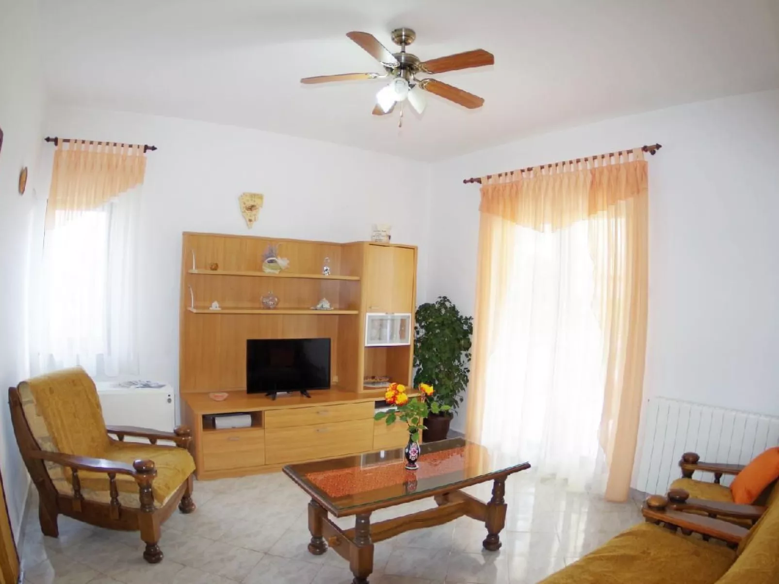 Im Dorf Peresiji-Dedans