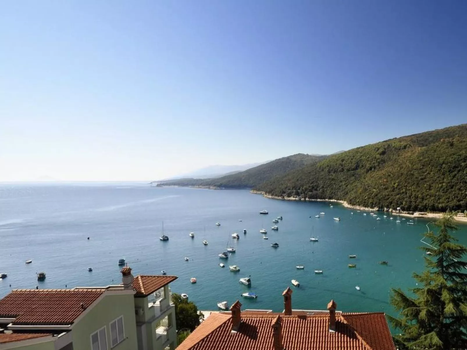 Zwei-Zimmer-Wohnung in der Nähe des Meeres-Outside