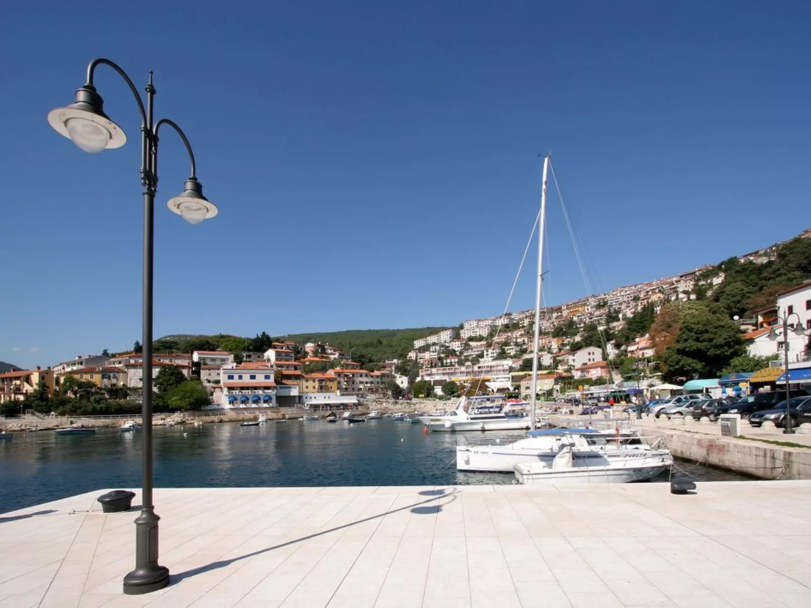 Appartement mit drei Schlafzimmern für 5 Personen in Meeresnähe-Image-tags.info