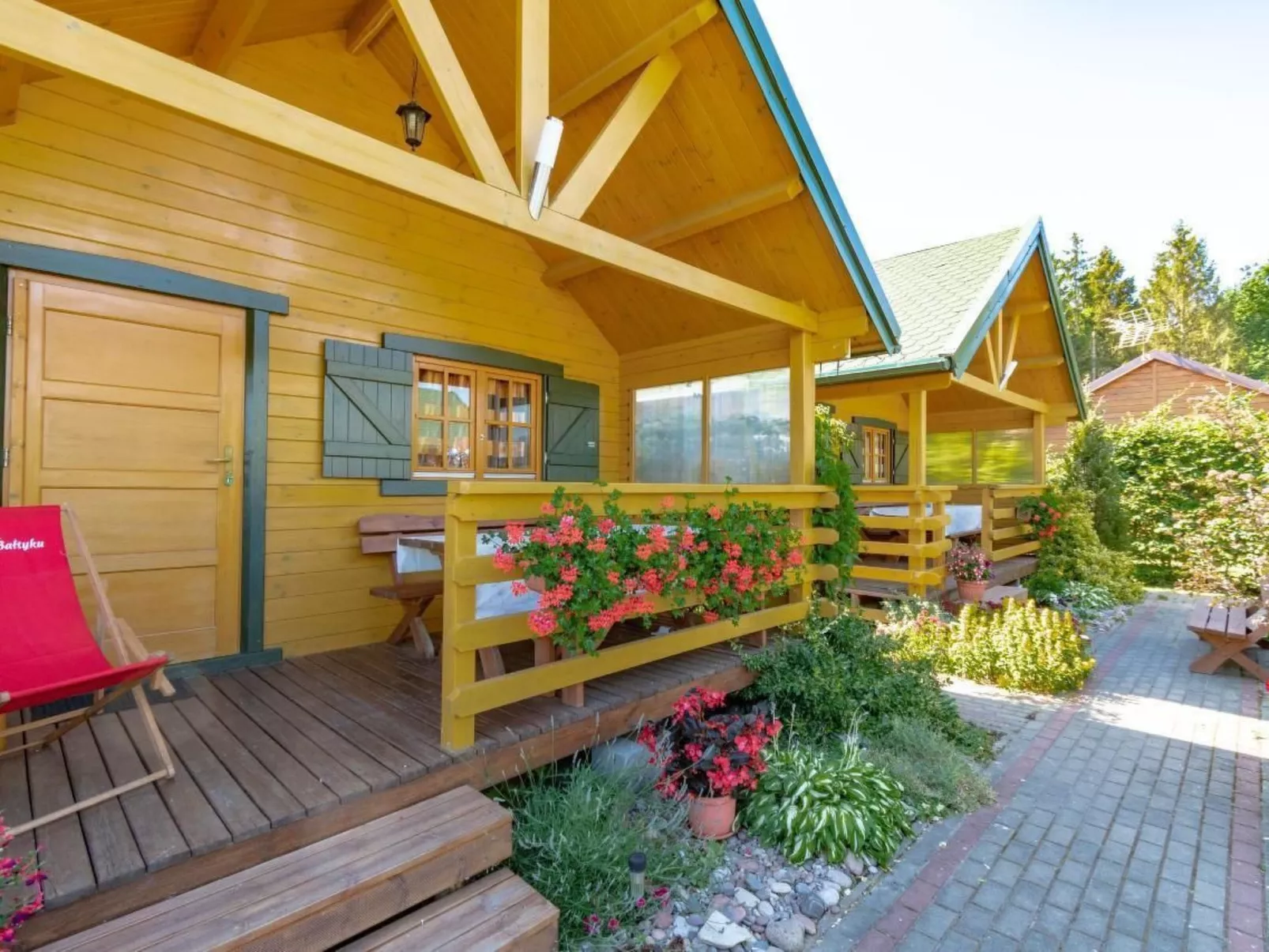 Haus in Gmina Postomino mit Garten und Terrasse-Outside