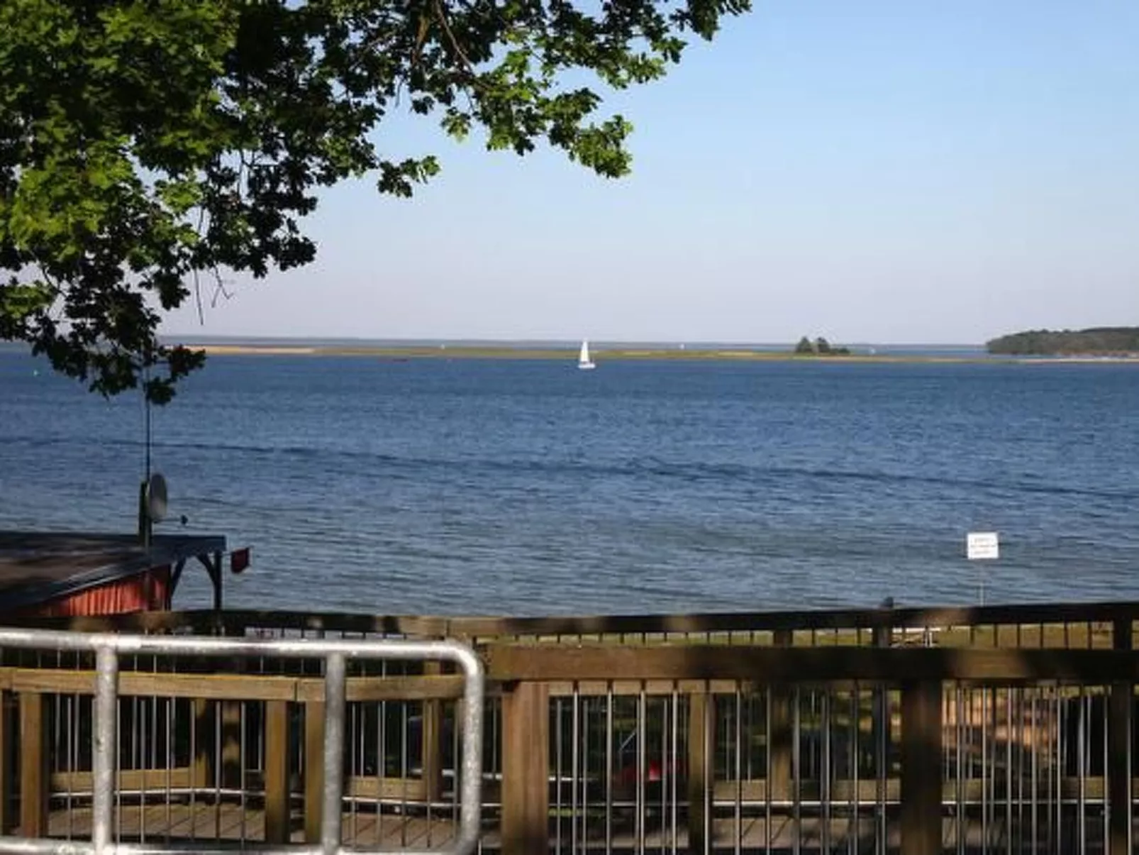 Gemütliche Wohnung mit Grill und Seeblick-Outside