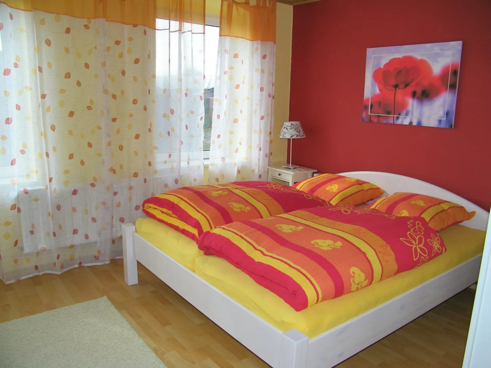 In Kappeln mit Großem Balkon-Dedans