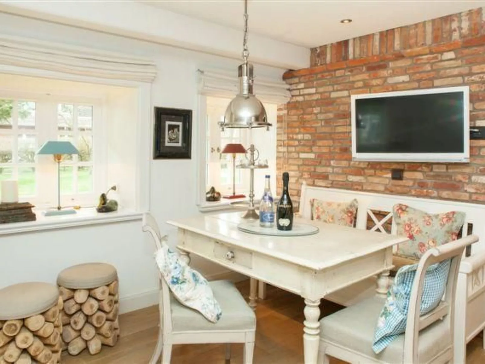 Luxuriöses Apartment in Reetdachhaus-Dedans