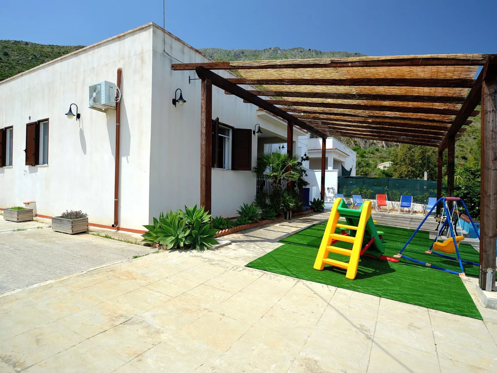 Mit Wasserblick-Outside