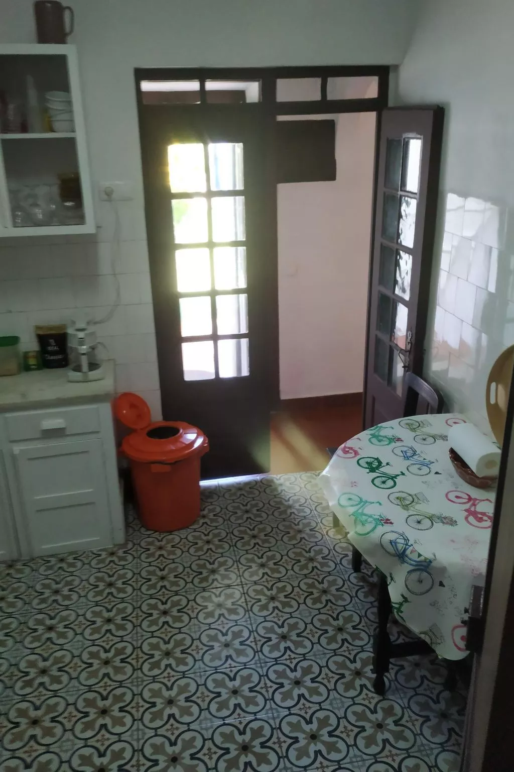 Schöne Wohnung in Azenhas Mar mit großem Garten-Drinnen