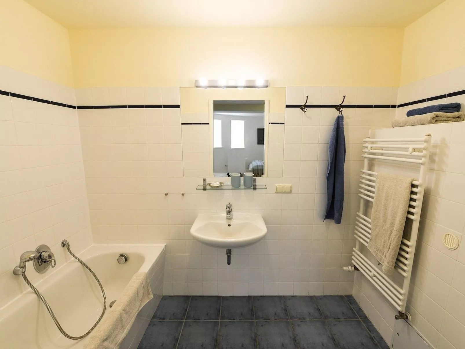 Wohnung im Erdgeschoss des Gutshauses-Inside