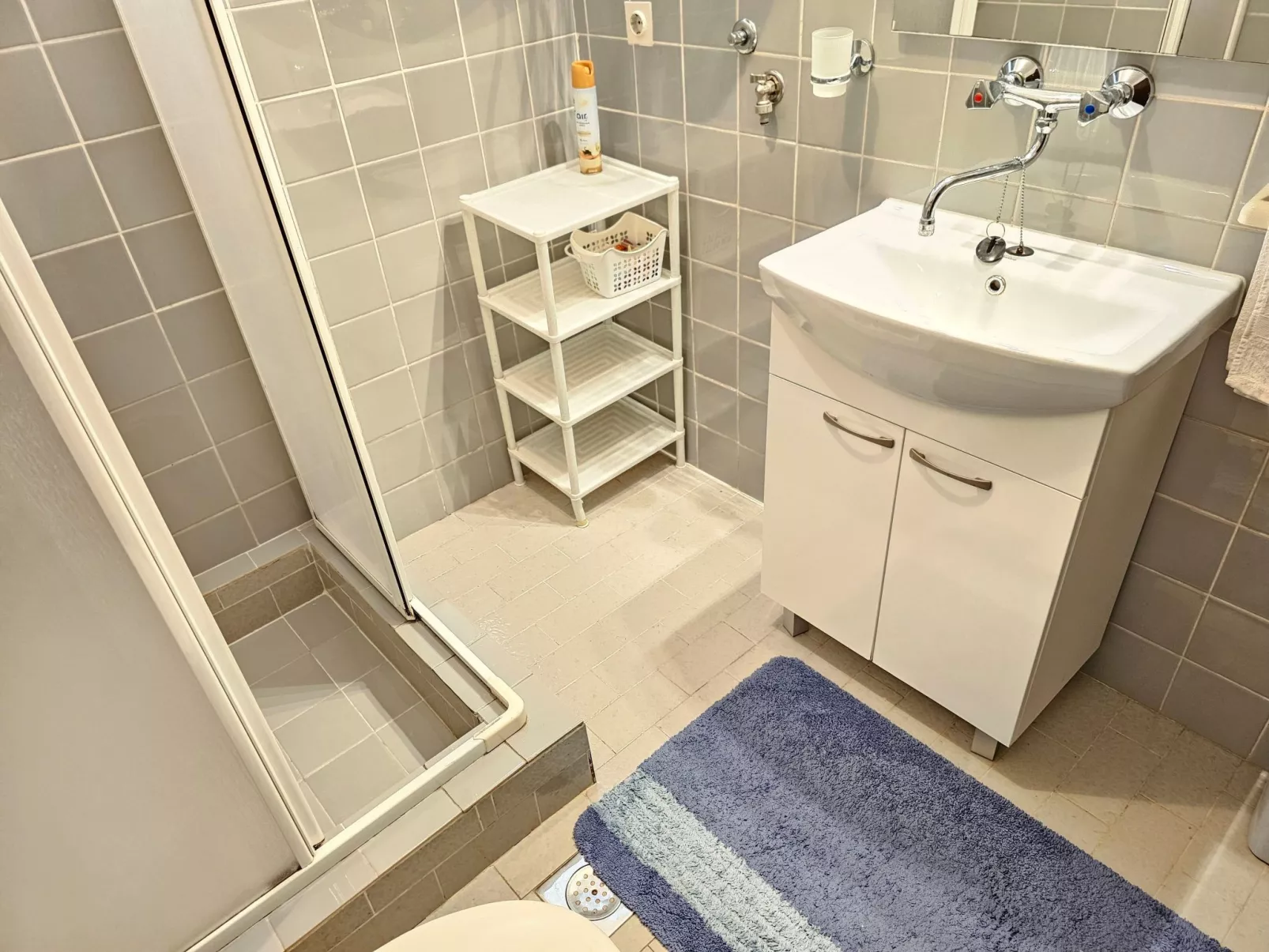 Appartement für 2-3 Personen mit Terrasse-Inside