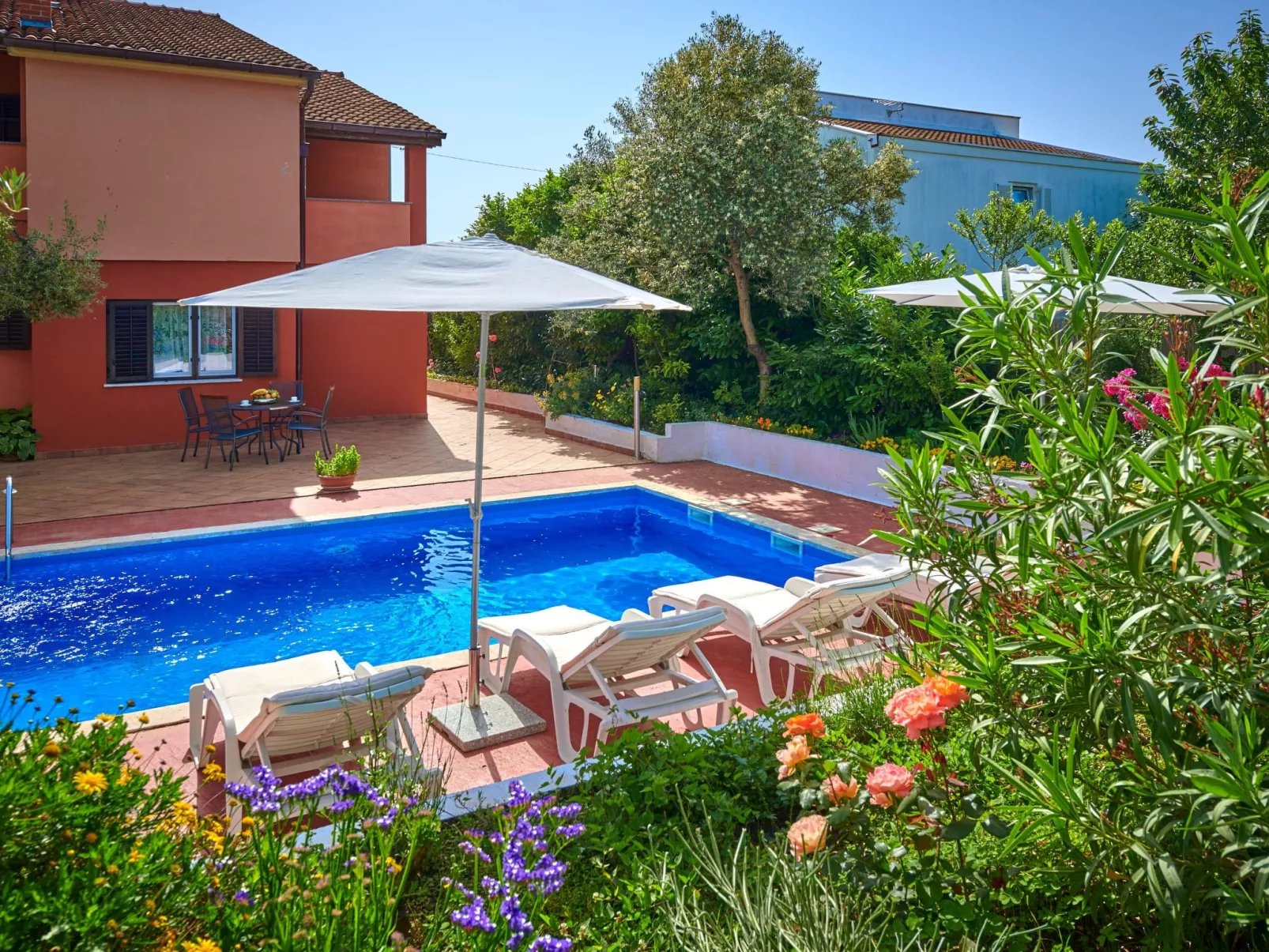 Villa Bastianich mit großem Garten und Pool-Draußen