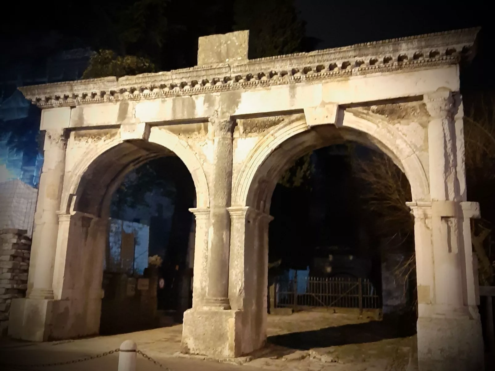 Geräumige charmante Wohnung in der Nähe des Meeres-Dehors