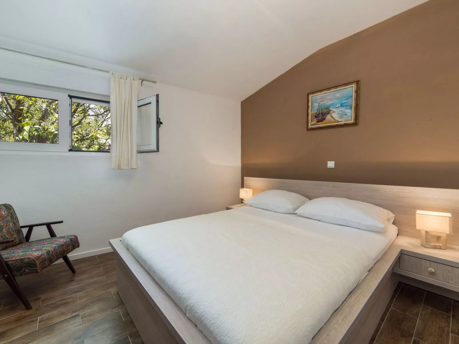 ★Terrasse ★FreieParkplätze ★Nähe Zentrum Dolore- A1-Dedans