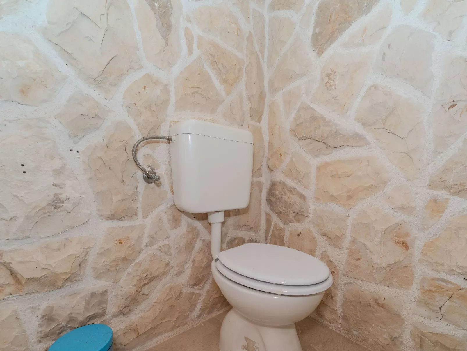 Heritage Stone House -T.A Leut Agency-Drinnen