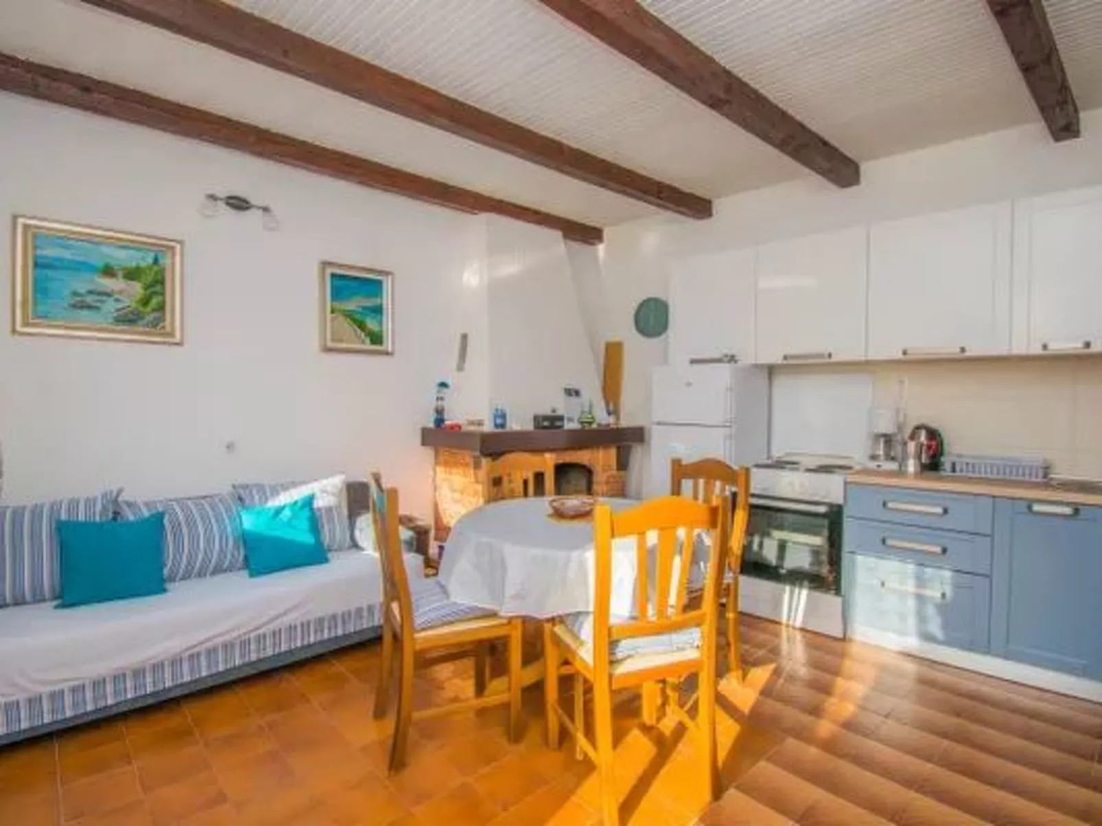 Wohnung "Punta Blue" mit Blick auf das Wasser-Drinnen