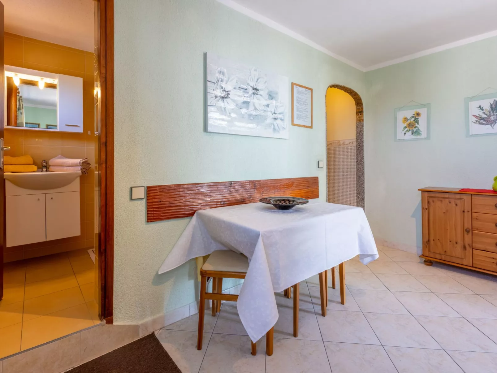 Wohnung in Crikvenica mit Terrasse mit Meerblick-Drinnen