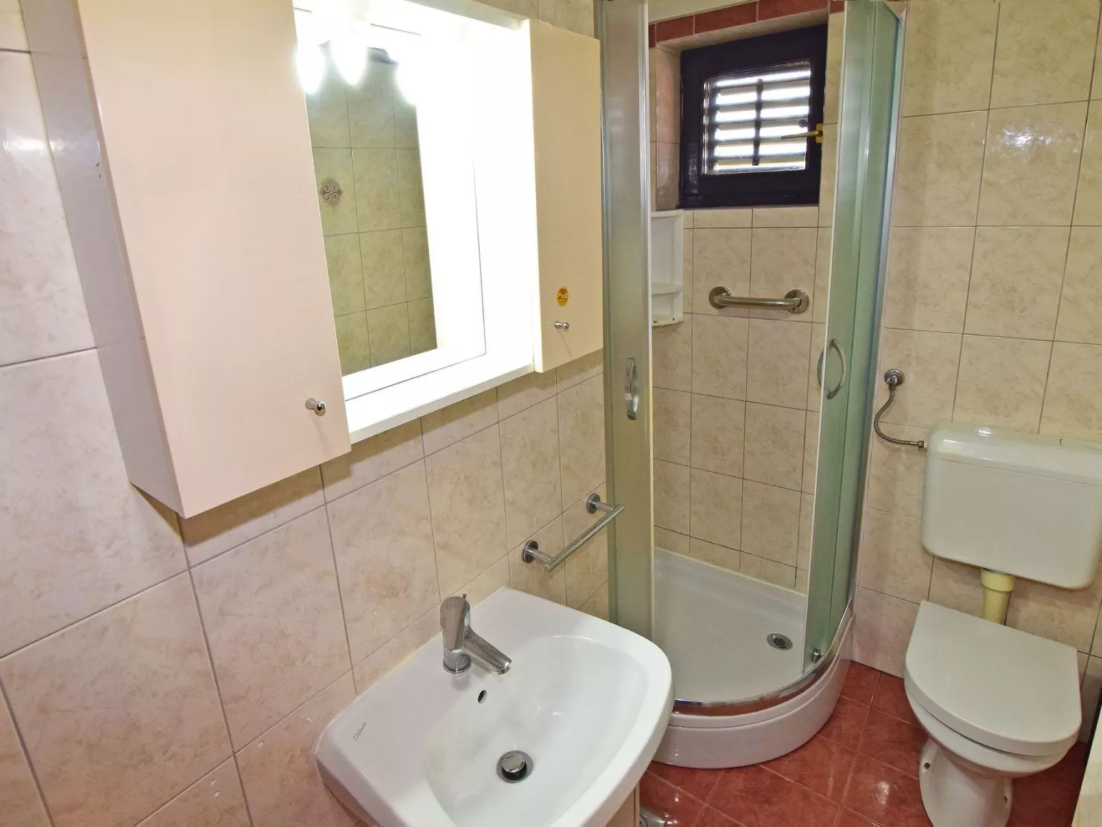 2-Zimmer-Ferienwohnung, 600m vom Strand entfernt-Drinnen