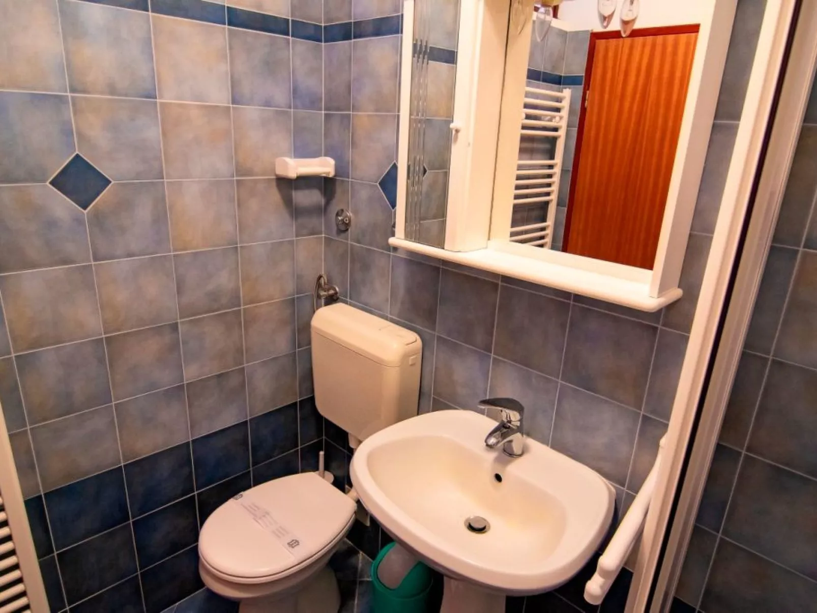 In Stinjan, 600m vom Strand entfernt-Drinnen