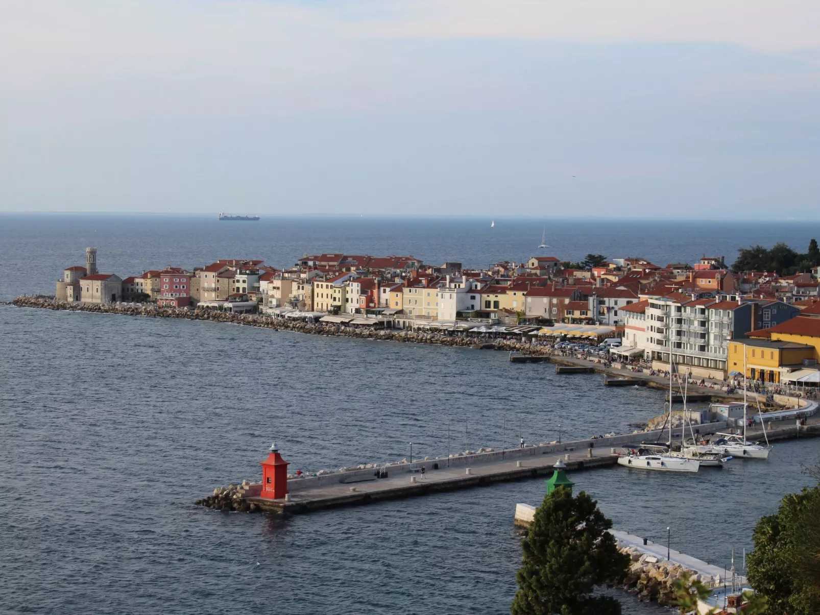 Appartement Silvia mit Terrasse und Meerblick-Draußen