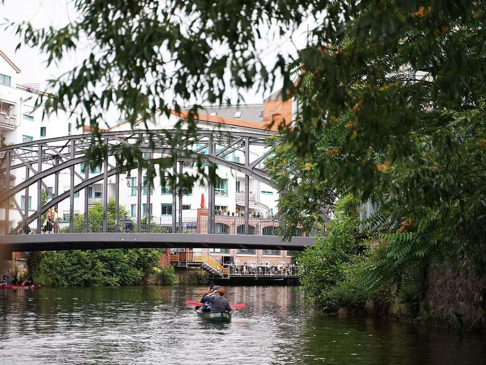 Haus mit Kunst-Draußen