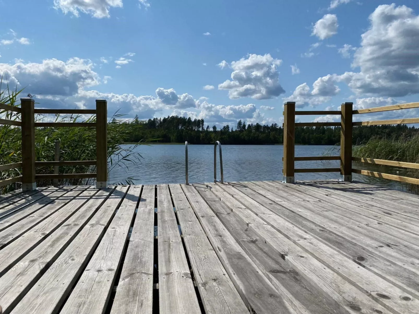 Charmantes Holzferienhaus mit Sauna-Outside