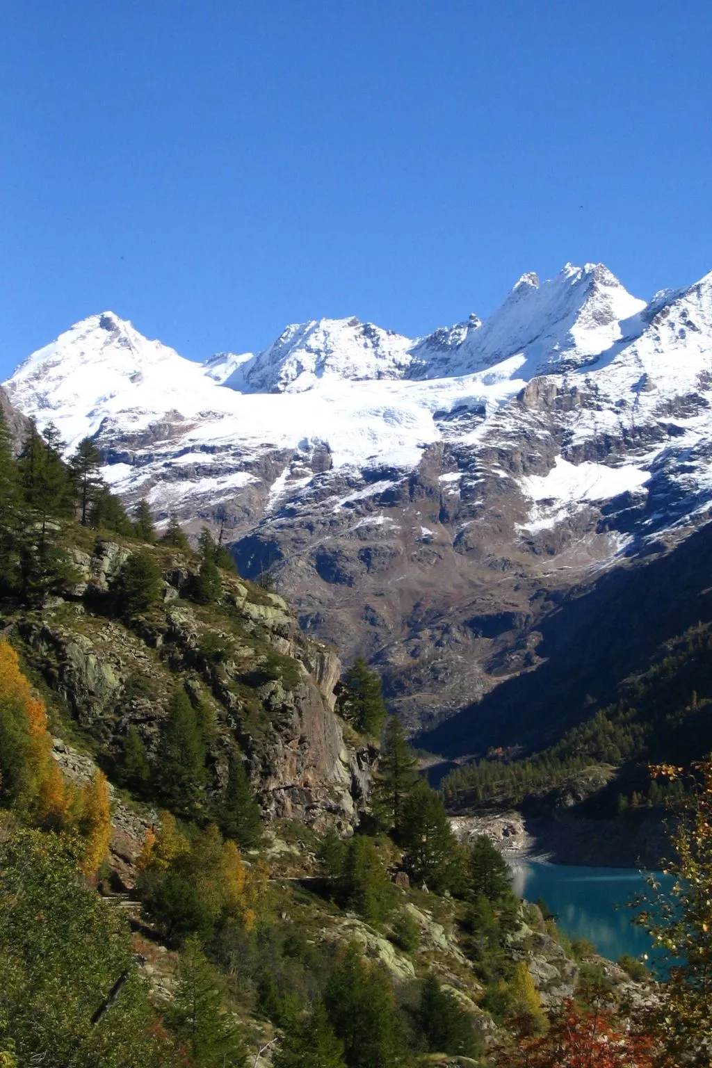 Helle, panoramische Wohnung in den Alpen.-Outside